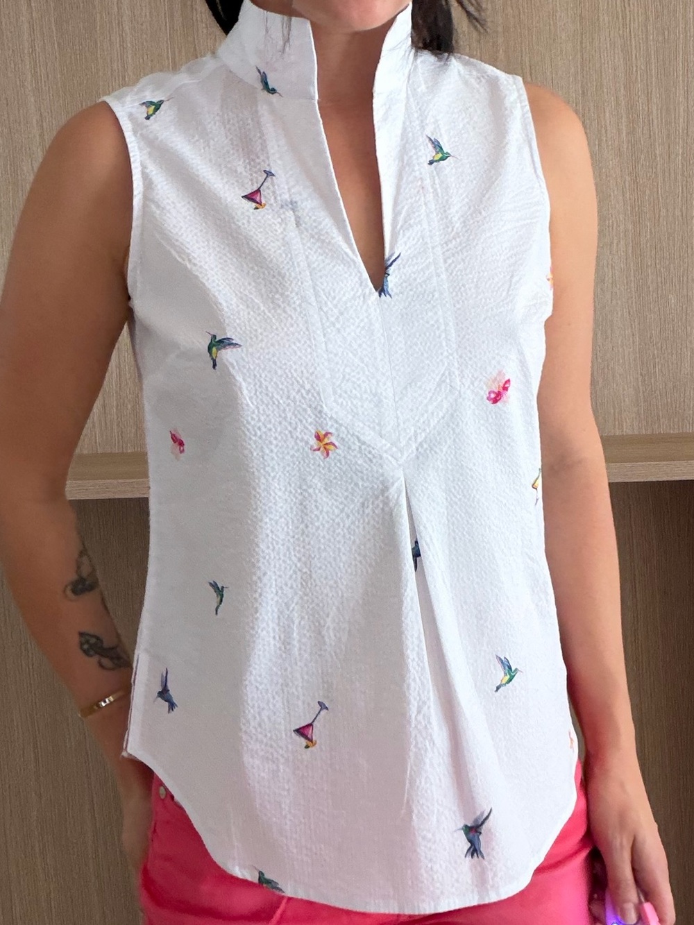 Tommy Bahama White Sleeveless V-Neck Top with Colorful Embroidery